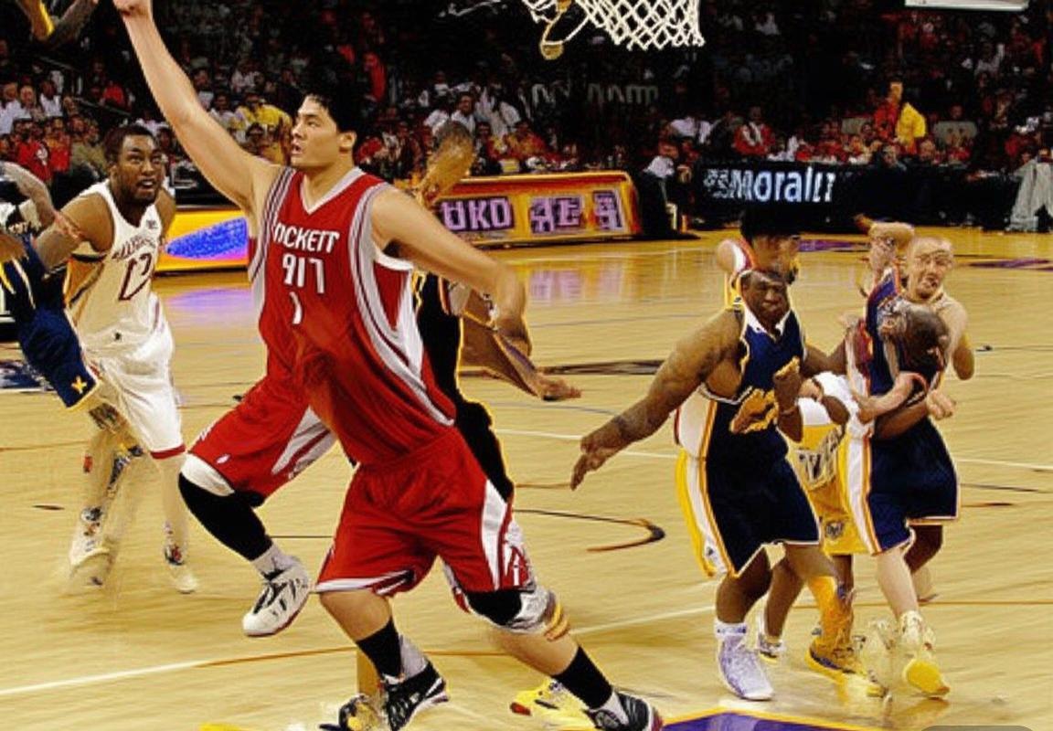 2008-2009 NBA季后赛：火箭湖人巅峰对决系列赛回顾(图2)